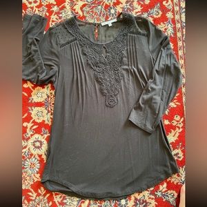 Daniel rainn lace embellished black tunic size small